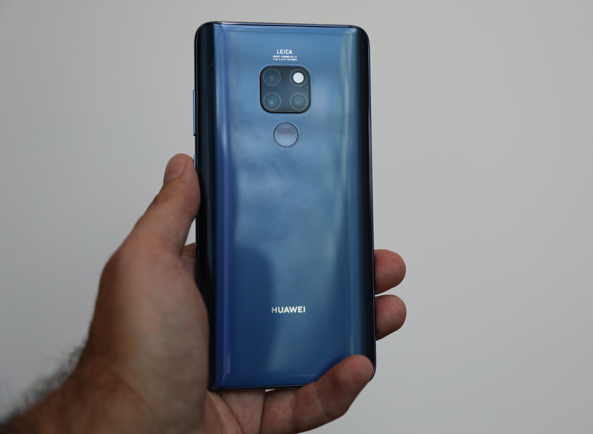 Huawei Mate 20: цена и все подробности нового флагмана